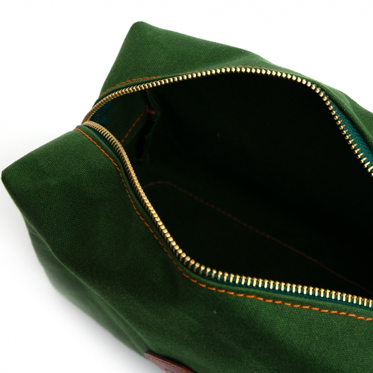 Necessaire Lona & Couro Musgo